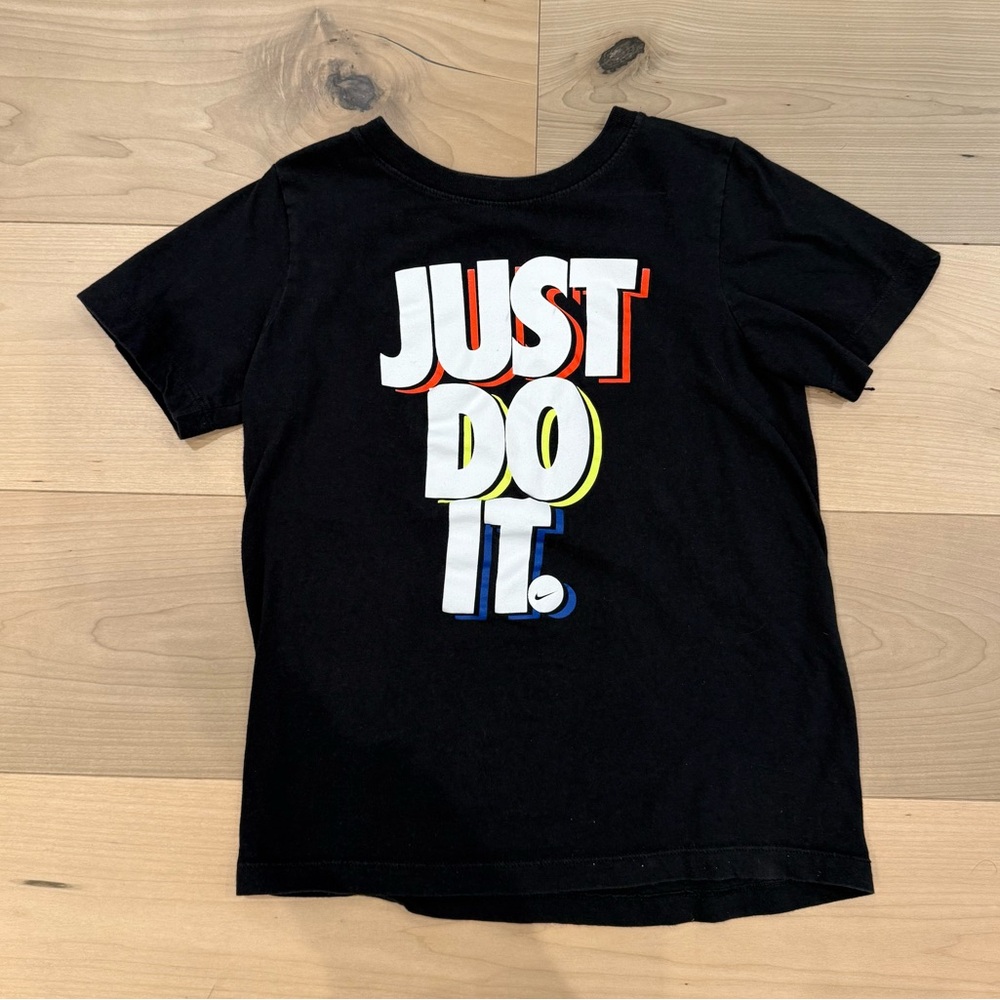 Boys Nike T Shirt
